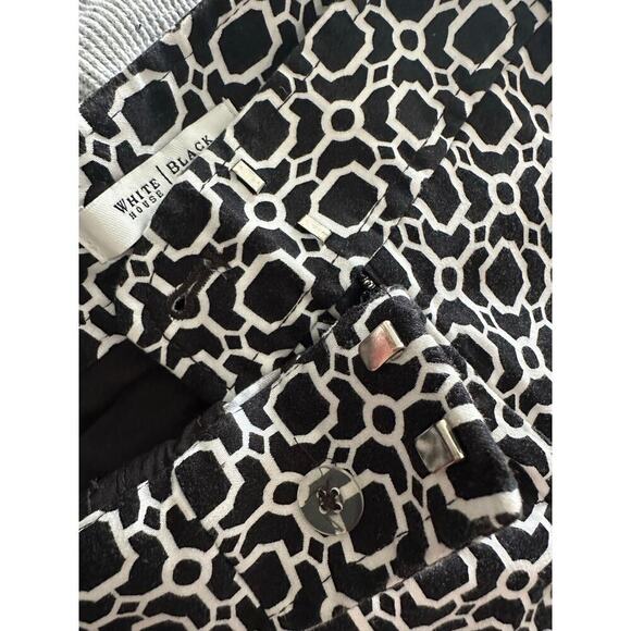 White House Black Market Chino Shorts, size 2 - Picture 4 of 4